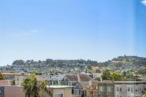 $995,000 | 3620 Cesar Chavez, Unit 404, San Francisco, CA 94110