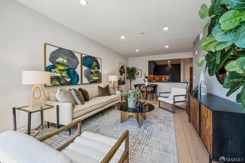 $995,000 | 3620 Cesar Chavez, Unit 404, San Francisco, CA 94110