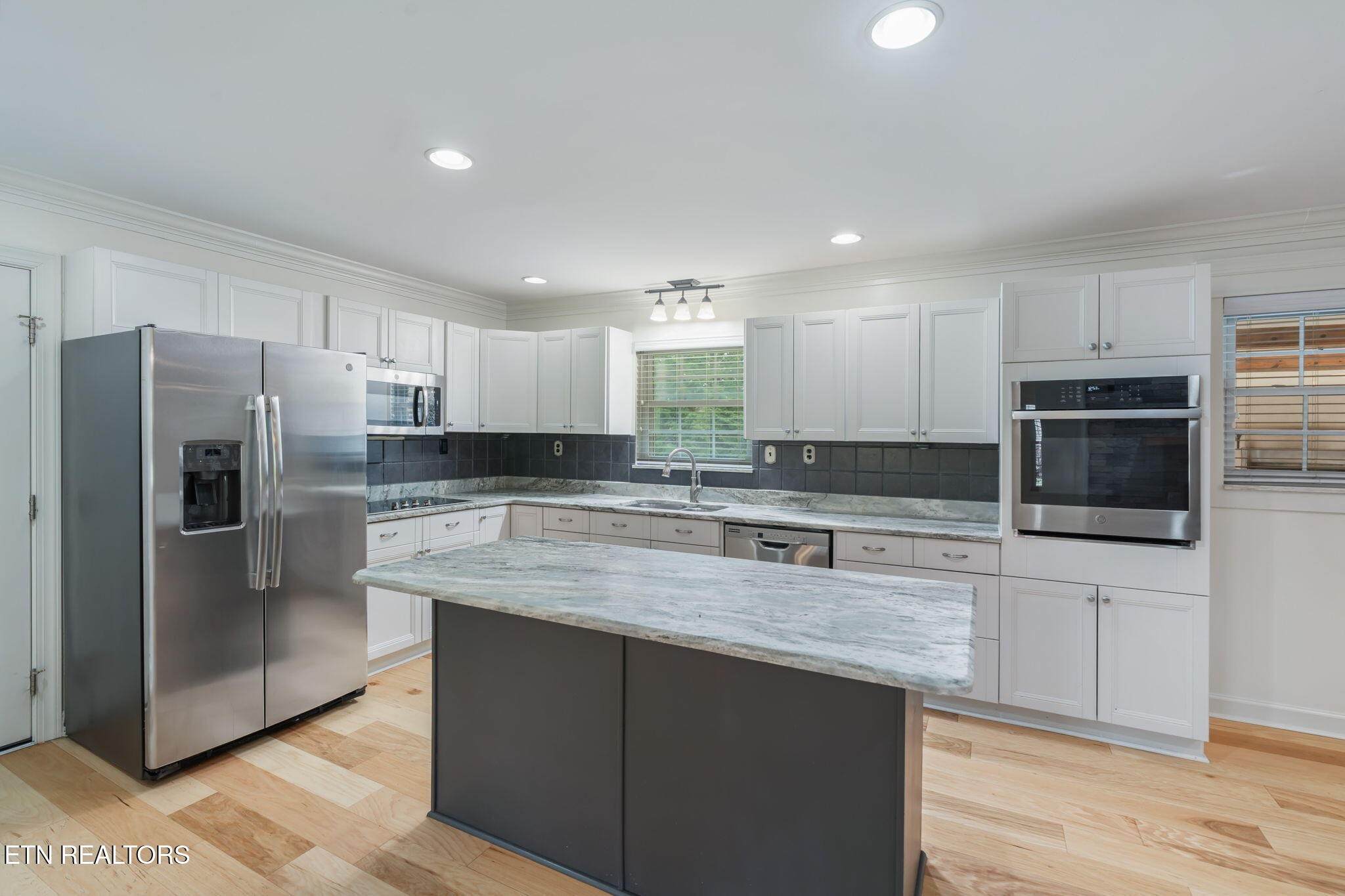8344 Nubbin Ridge Road Knoxville, TN 37923 - Photo 12 of 54 Gallery Image 12