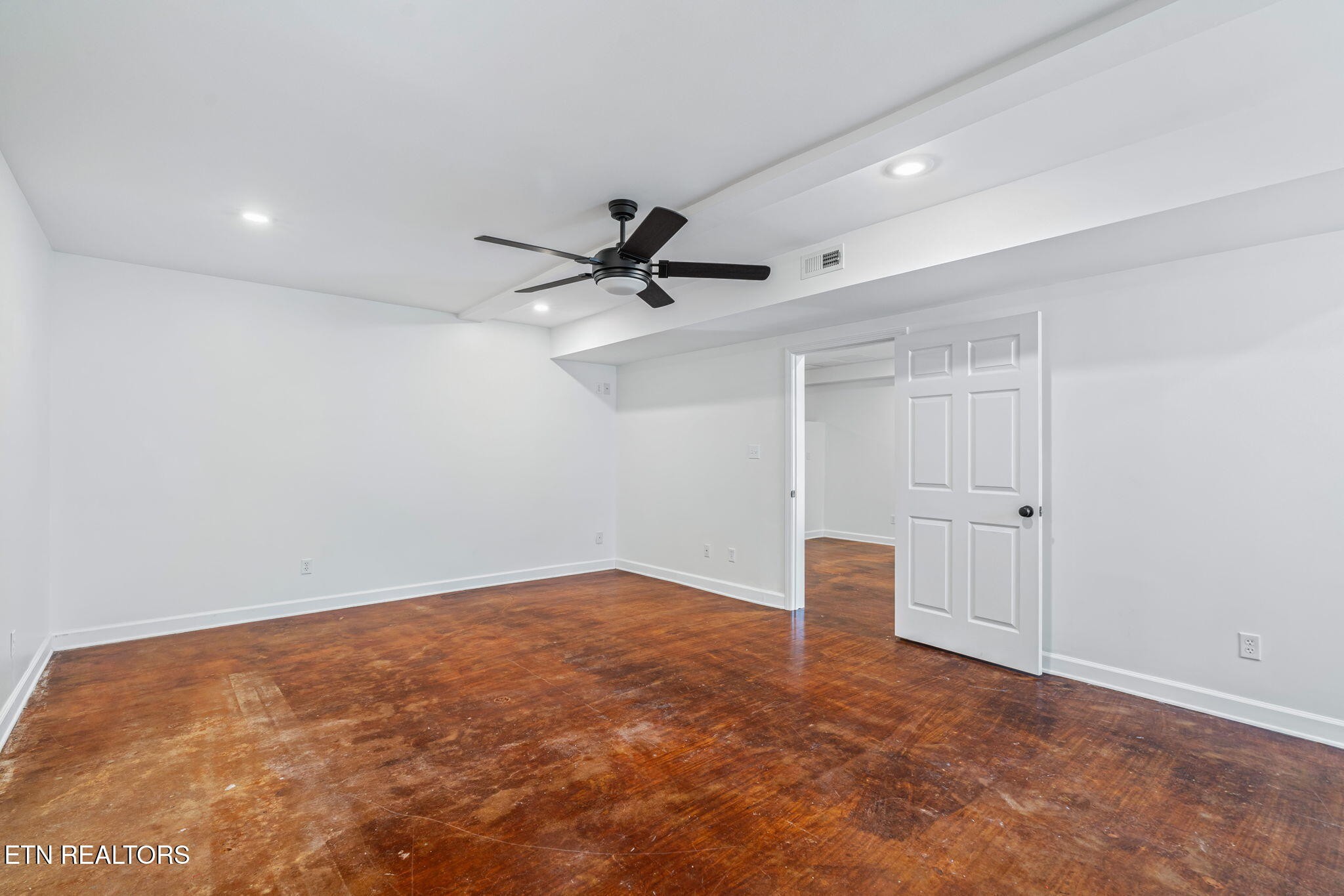 8344 Nubbin Ridge Road Knoxville, TN 37923 - Photo 35 of 54 Gallery Image 35