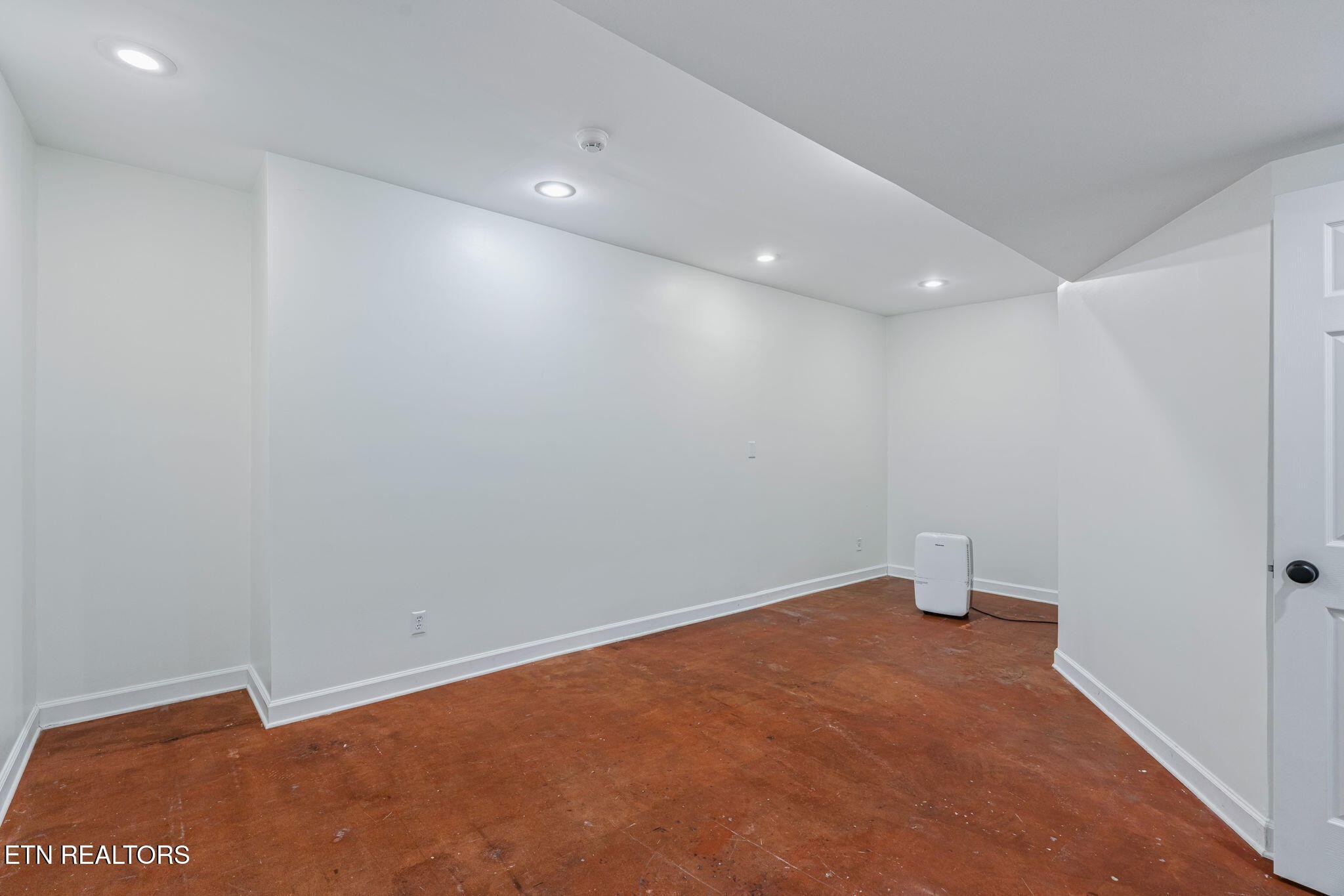 8344 Nubbin Ridge Road Knoxville, TN 37923 - Photo 37 of 54 Gallery Image 37