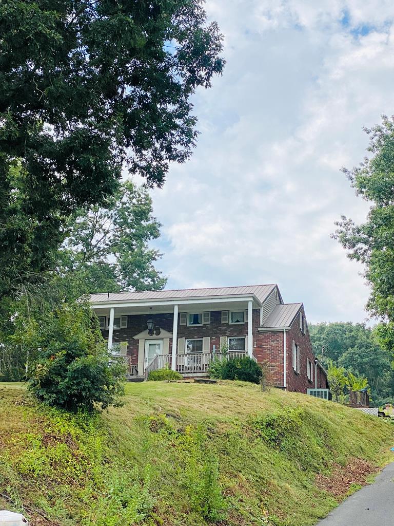 243 Rd Ridge Turnpike Raven, VA 24639 - Photo 1 of 6 Gallery Image 1