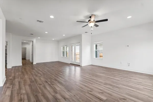 $2,600 | 7912 Ella Lee Lane, Austin, TX 78744