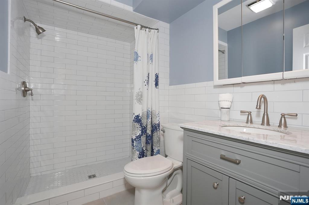 117B South Maple Avenue, Unit B Park Ridge, NJ 07656 - Photo 25 of 37 Gallery Image 25