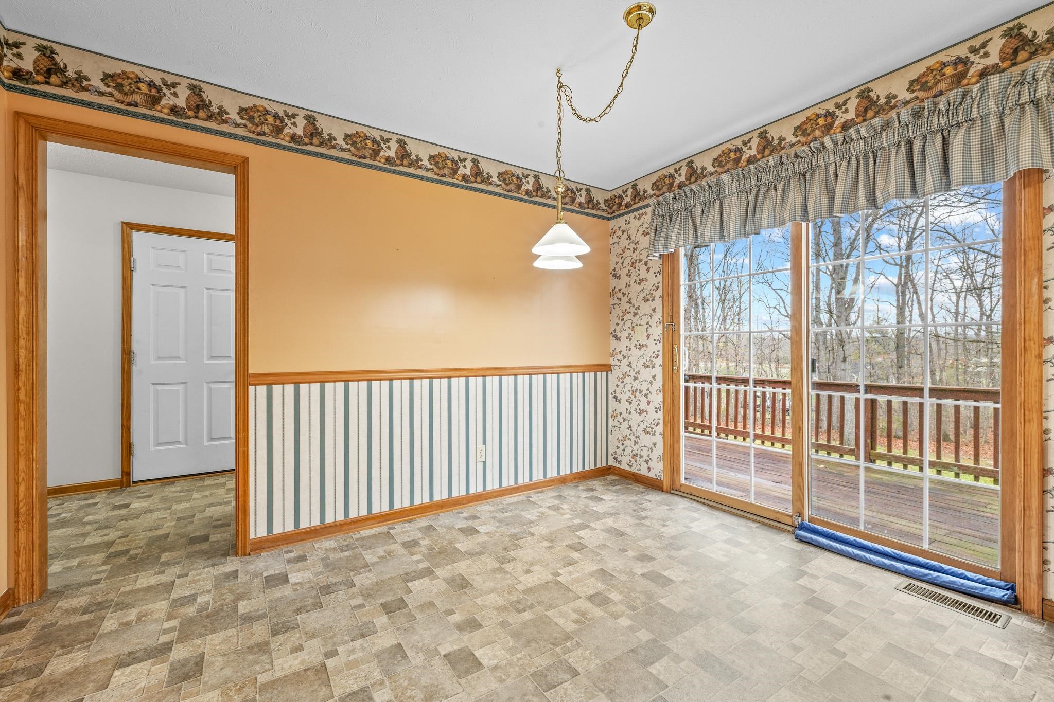 333 Cranberry Drive Stuarts Draft, VA 24477 - Photo 19 of 48 a view of a hallway