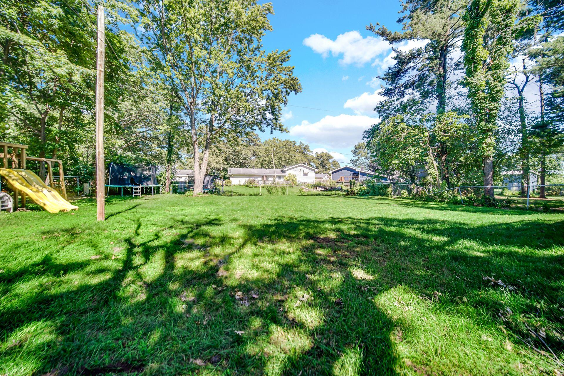 10317 North 486 East, Unit 6 Demotte, IN 46310 - Photo 27 of 29 1920x1280