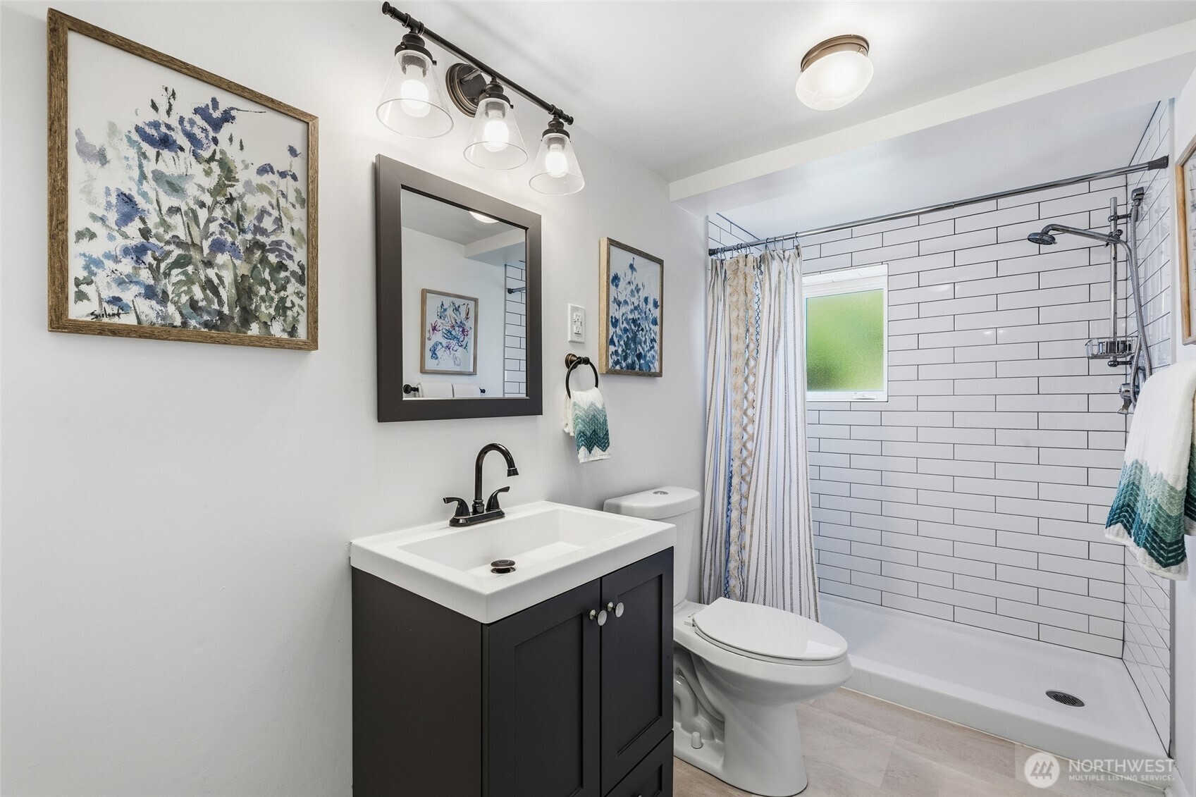 4836 51st Avenue Southwest Seattle, WA 98116 - Photo 17 of 26