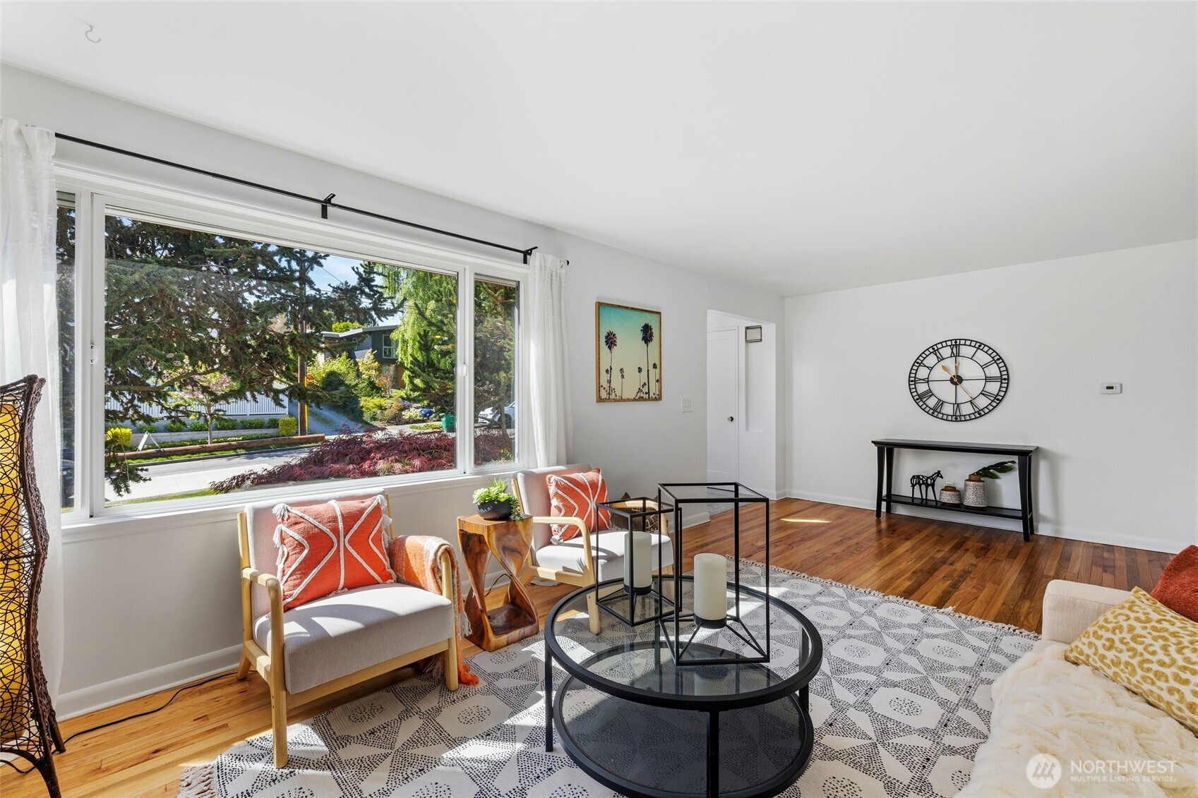4836 51st Avenue Southwest Seattle, WA 98116 - Photo 4 of 26