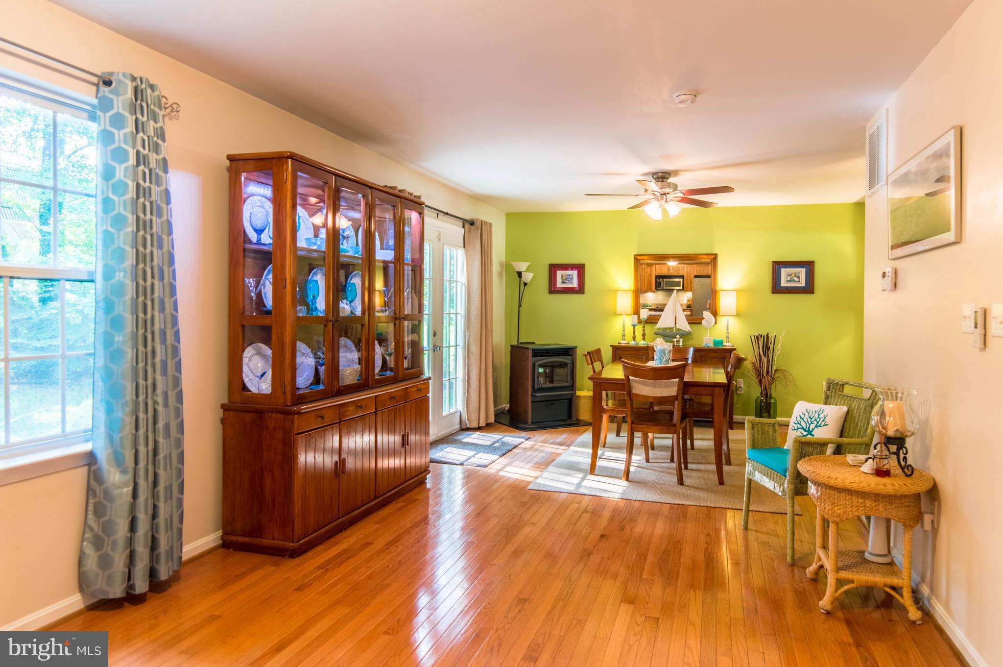 23460 Myrtle Point Road California, MD 20619 - Photo 15 of 27 Family Room is large and used as the dining area