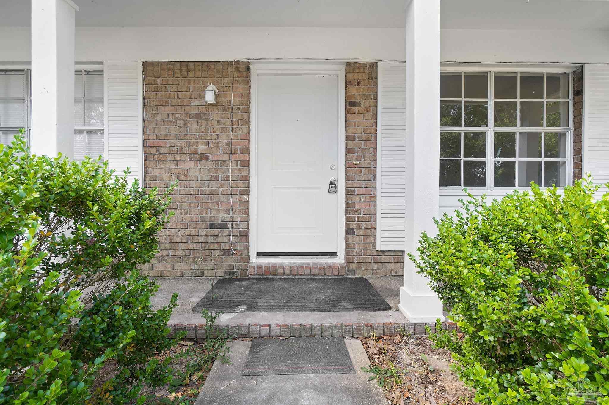 6131 Hamilton Bridge Road Milton, FL 32570 - Photo 4 of 26
