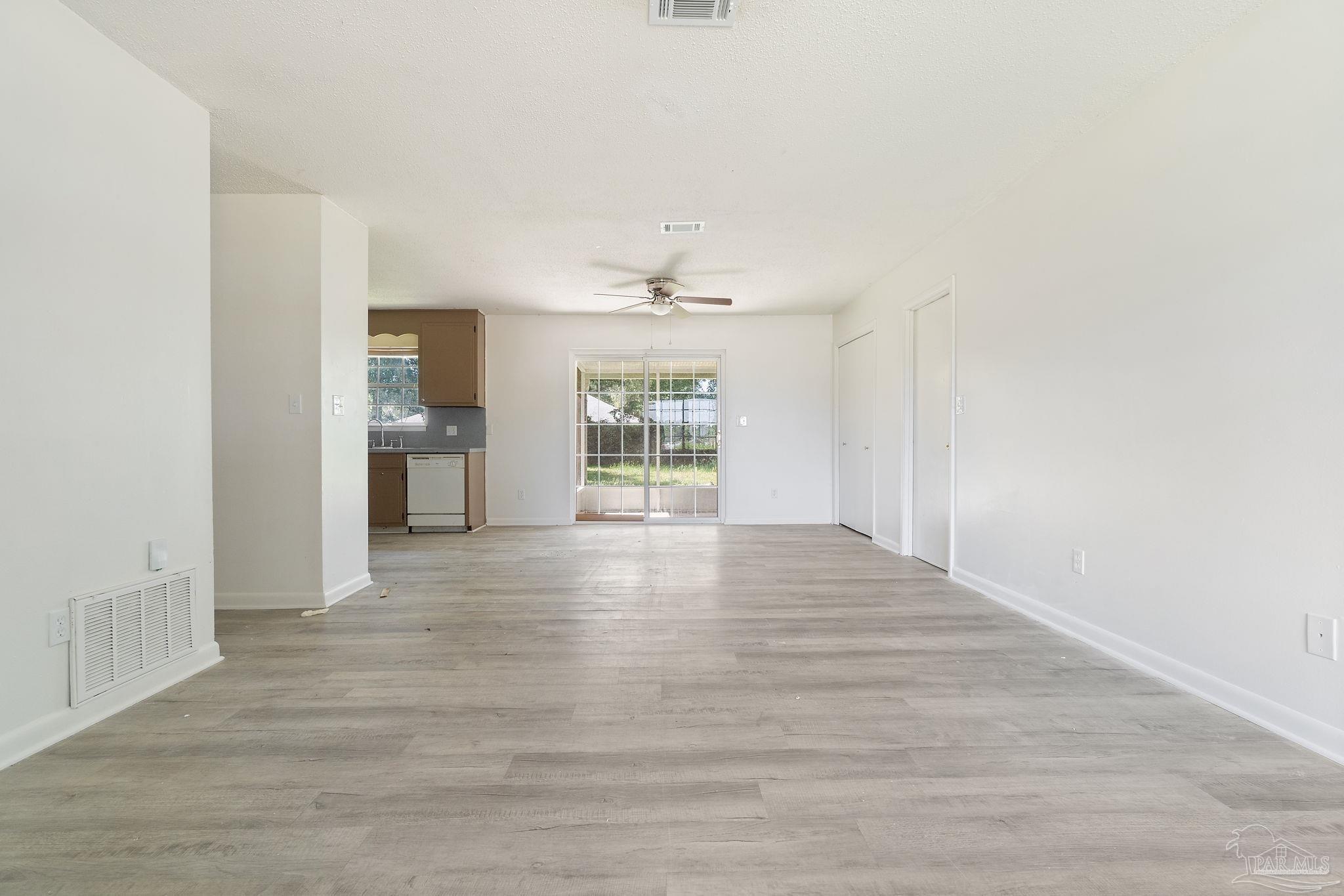 6131 Hamilton Bridge Road Milton, FL 32570 - Photo 7 of 26