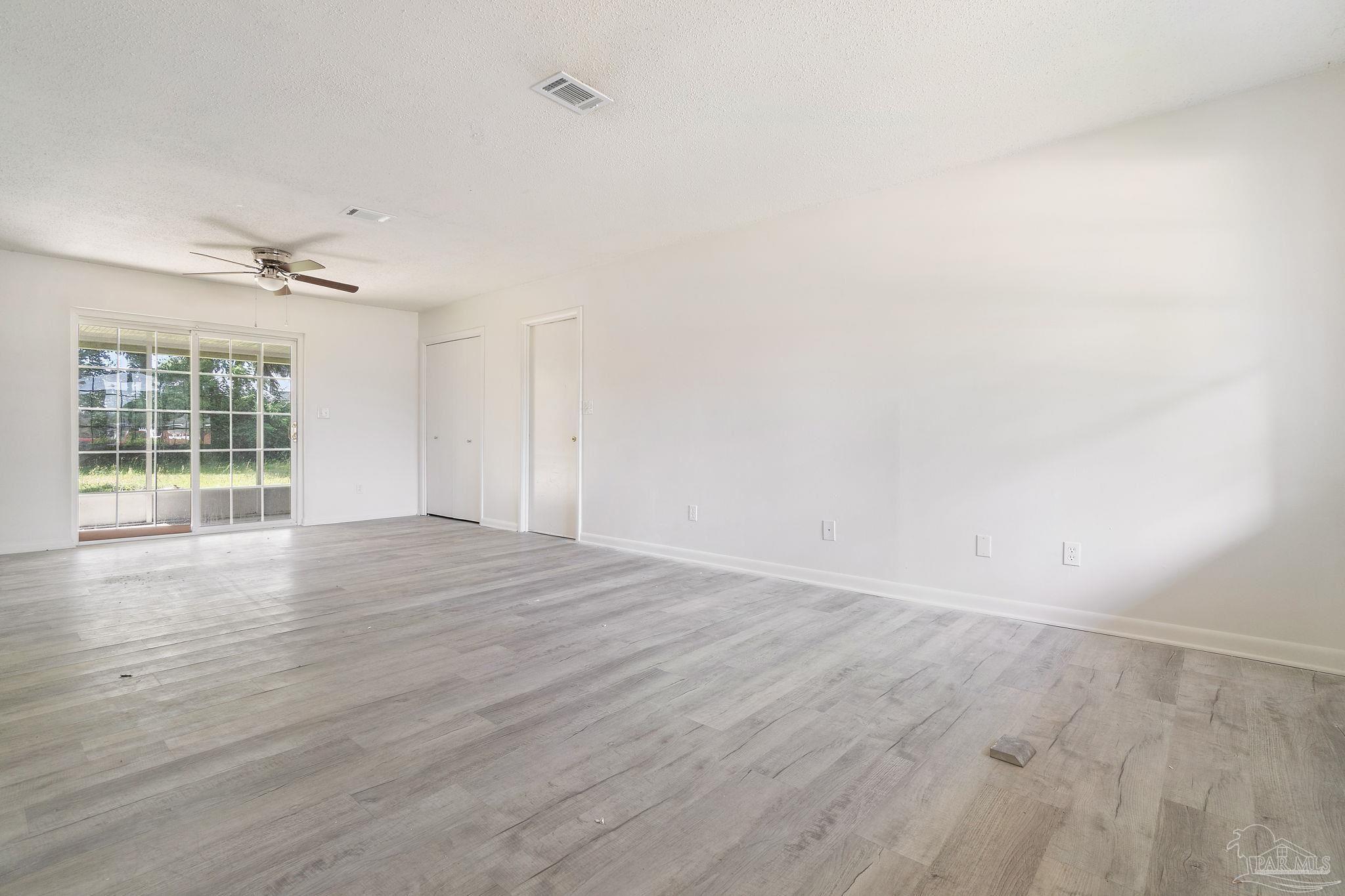 6131 Hamilton Bridge Road Milton, FL 32570 - Photo 8 of 26
