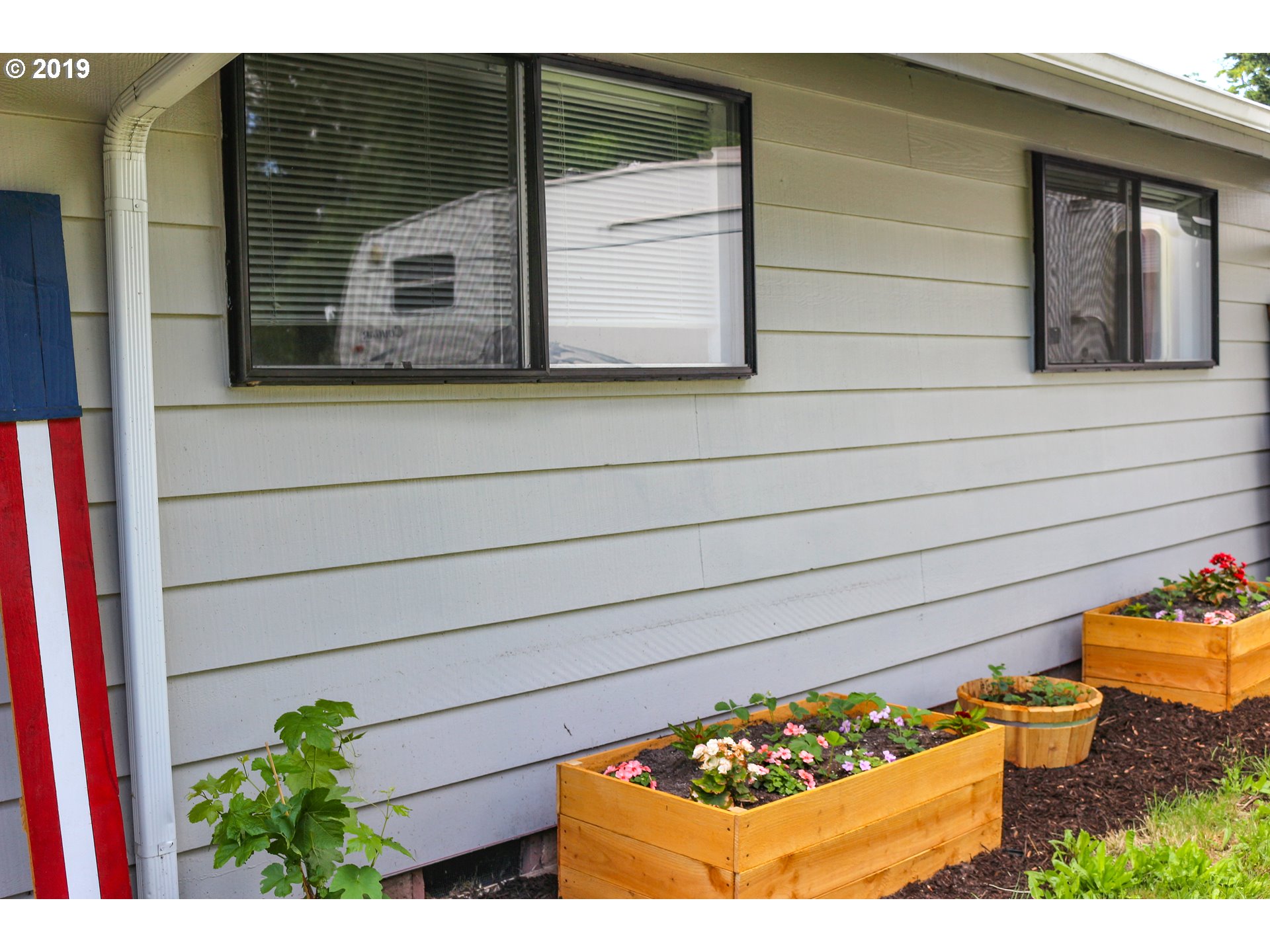 1006 1st Place Springfield, OR 97477 - Photo 1 of 29