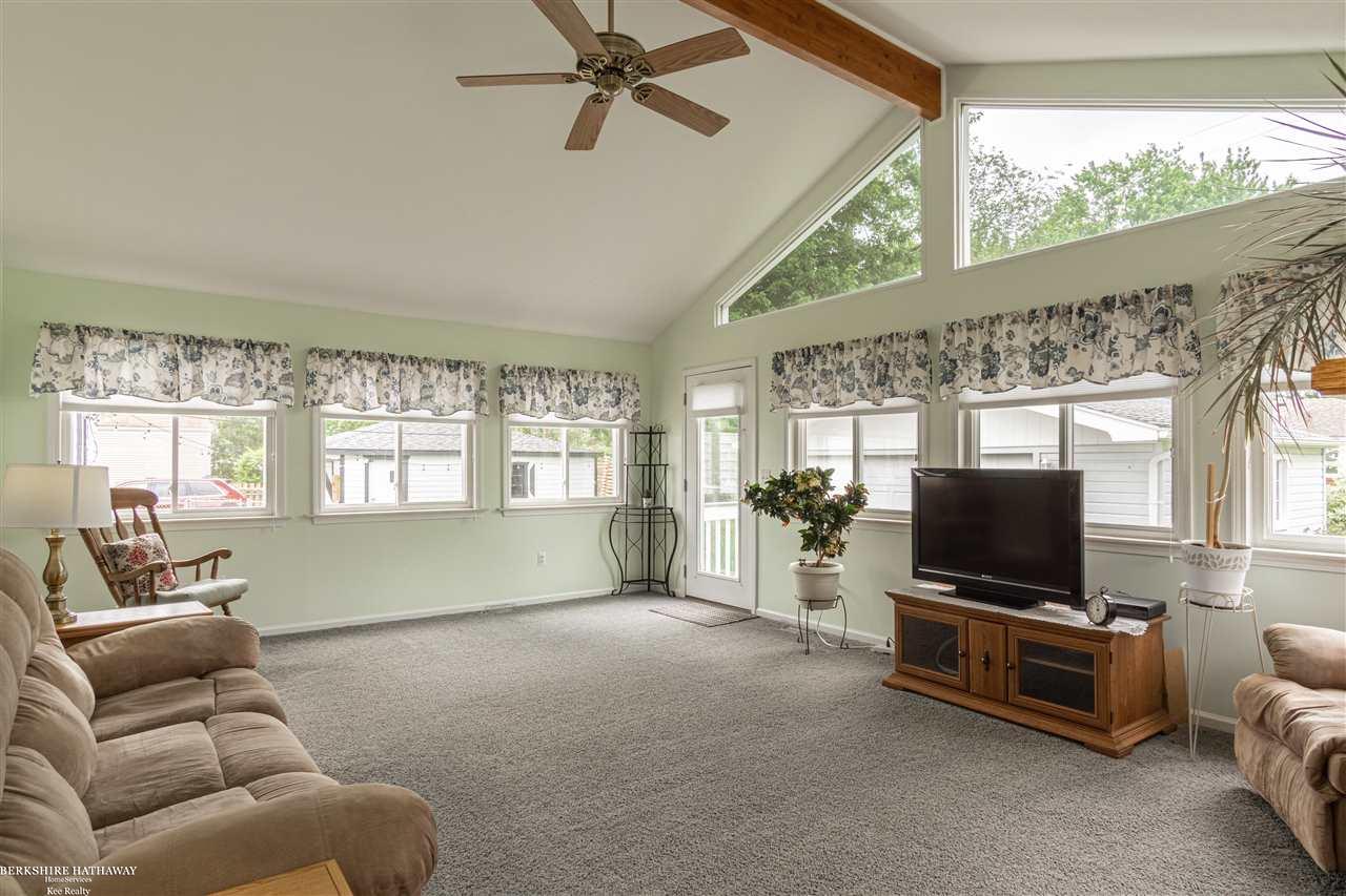 538 Roth Boulevard Clawson, MI 48017 - Photo 5 of 25 Great Room