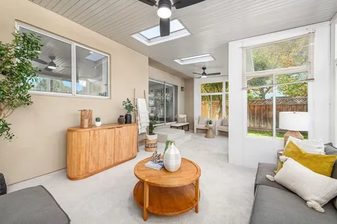 $1,349,000 | 297-297 Del Valle Court, Pleasanton, CA 94566