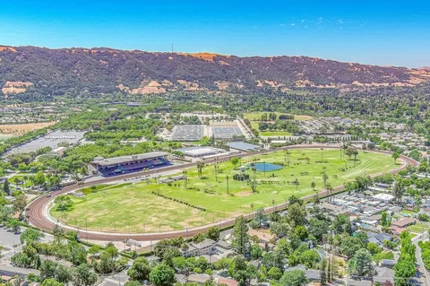 $1,349,000 | 297-297 Del Valle Court, Pleasanton, CA 94566