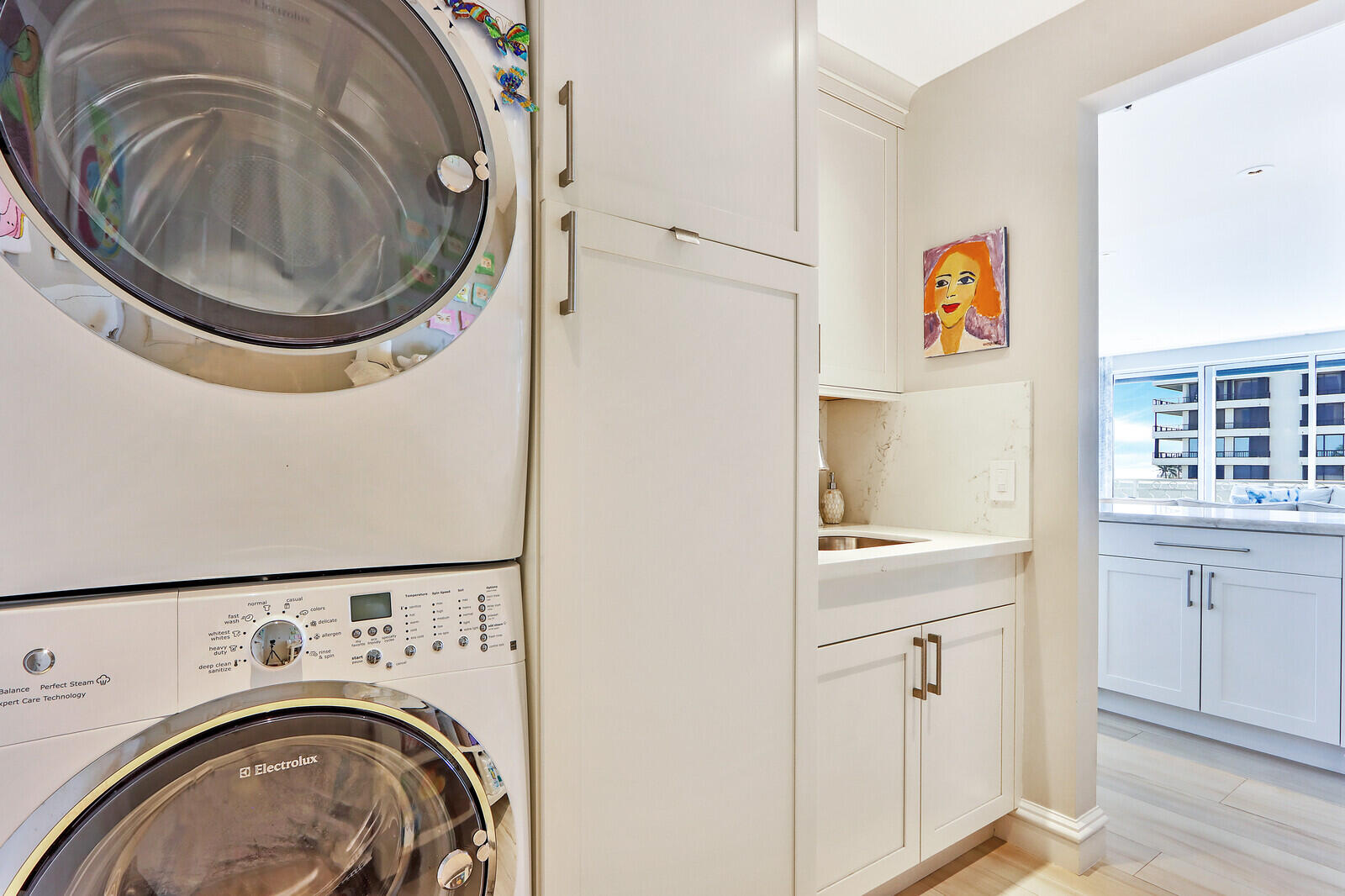 19950 South Beach Road, Unit 5S Jupiter, FL 33469 - Photo 37 of 55 Laundry
