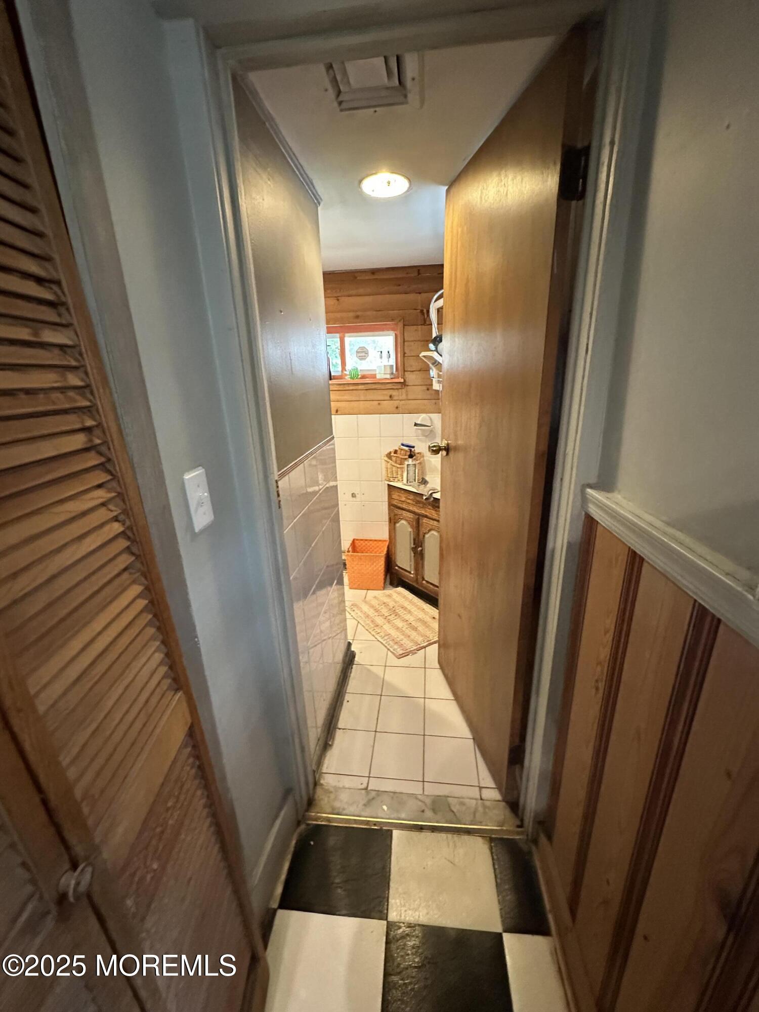 122 Hamilton Avenue Leonardo, NJ 07737 - Photo 16 of 16 a view of entryway