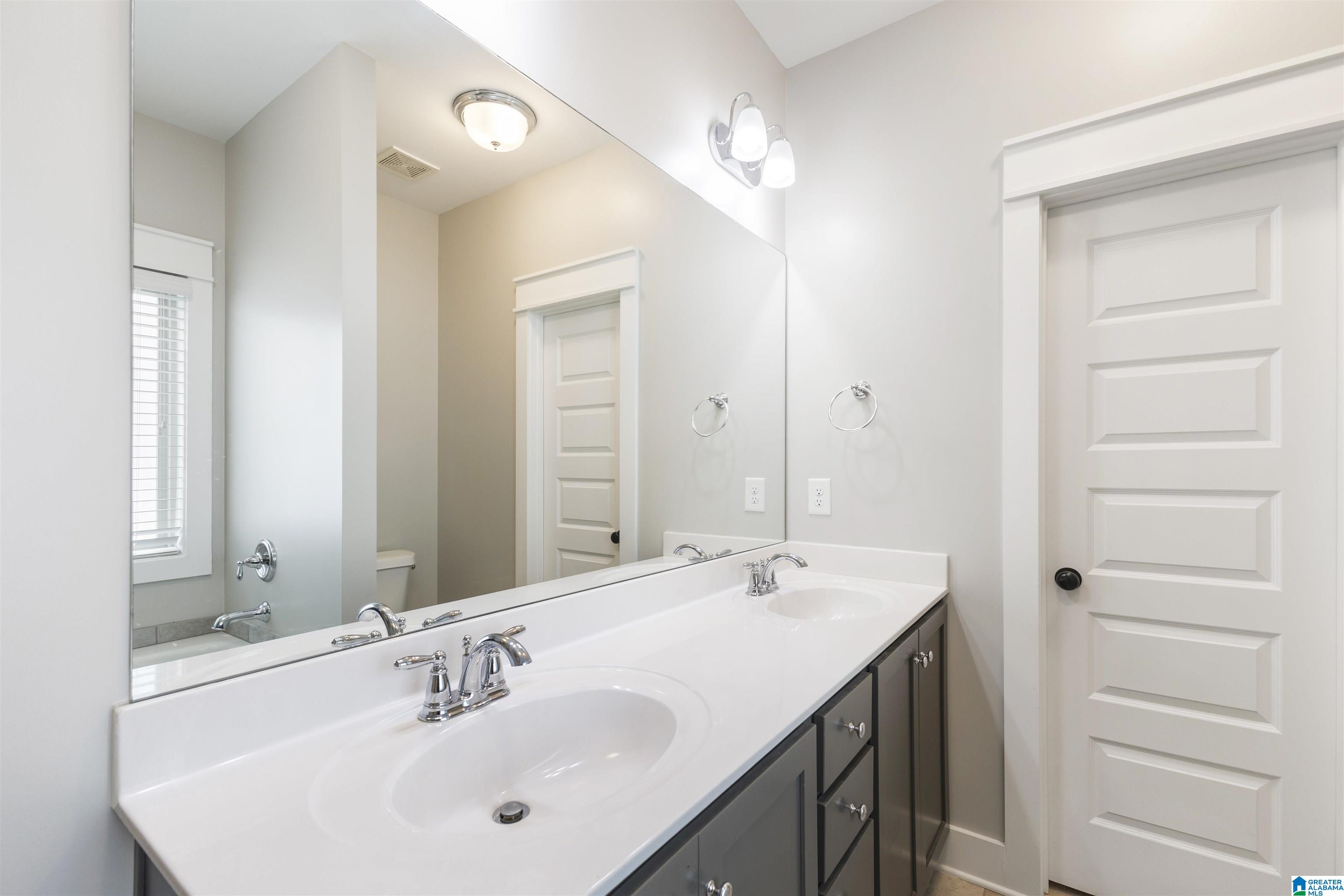 3906 Crest Landing Birmingham, AL 35210 - Photo 18 of 33