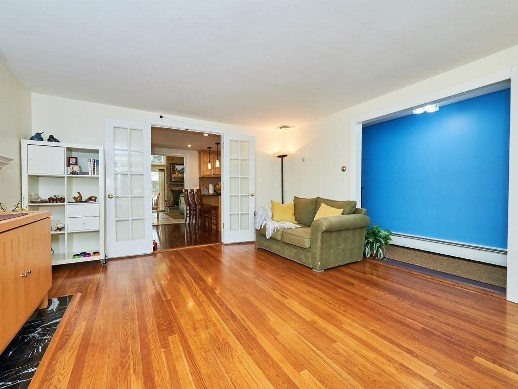 16 Bluebird Road Wellesley, MA 02481 - Photo 9 of 39 Gallery Image 9