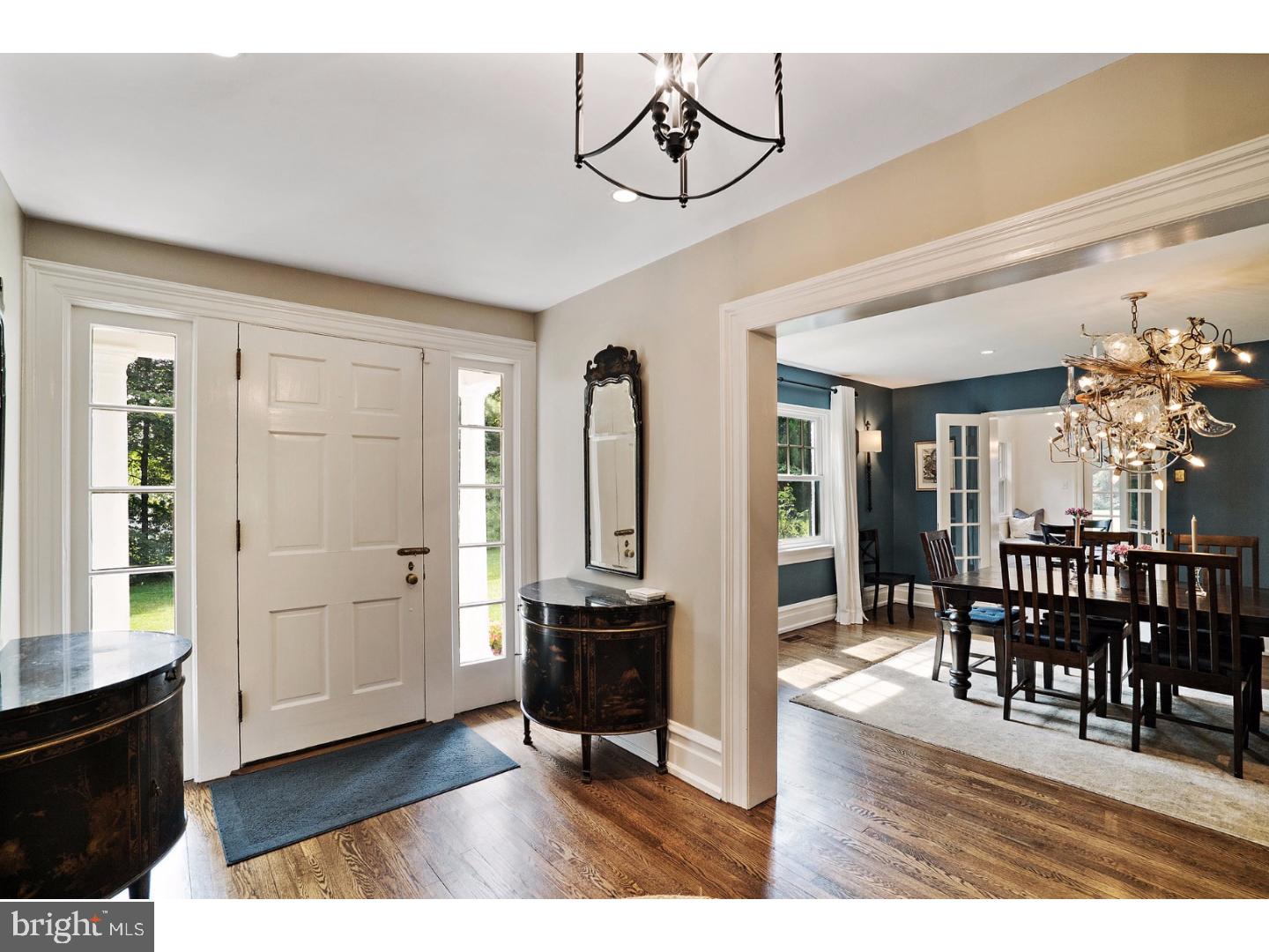 322 Edgehill Road Wayne, PA 19087 - Photo 10 of 25 Foyer