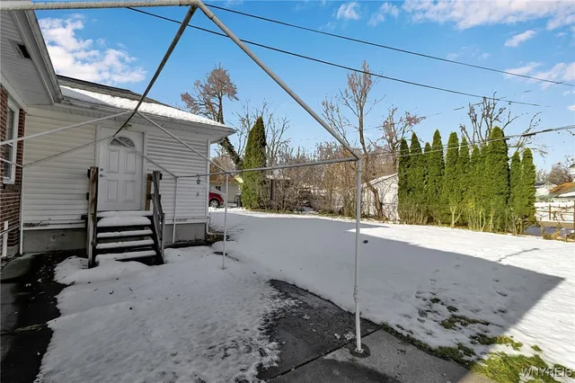 $269,900 | 82 Zimmerman Boulevard, Tonawanda, NY 14223