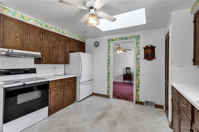 $269,900 | 82 Zimmerman Boulevard, Tonawanda, NY 14223