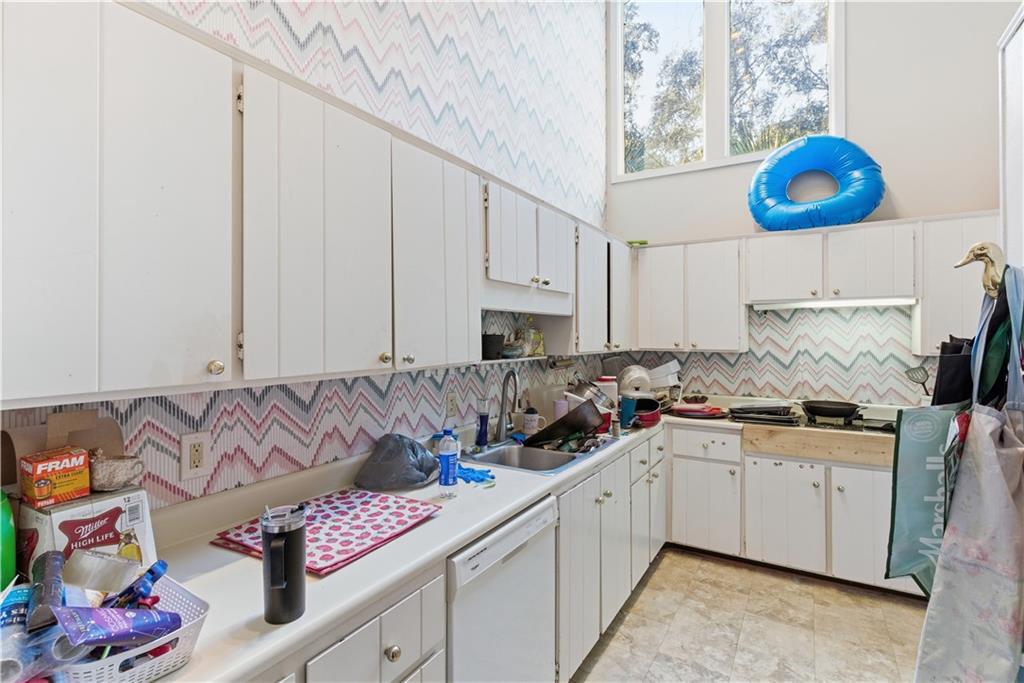 208 King Cotton Road Brunswick, GA 31525 - Photo 6 of 20