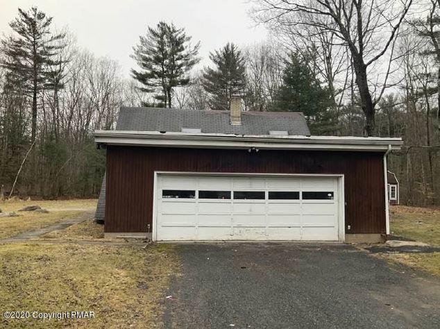 295 Center Road Stroudsburg, PA 18360 - Photo 3 of 15 3