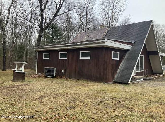 295 Center Road Stroudsburg, PA 18360 - Photo 4 of 15 4