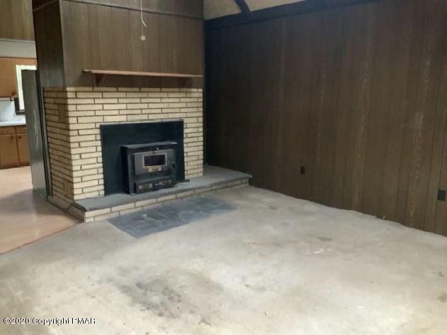 295 Center Road Stroudsburg, PA 18360 - Photo 5 of 15 5