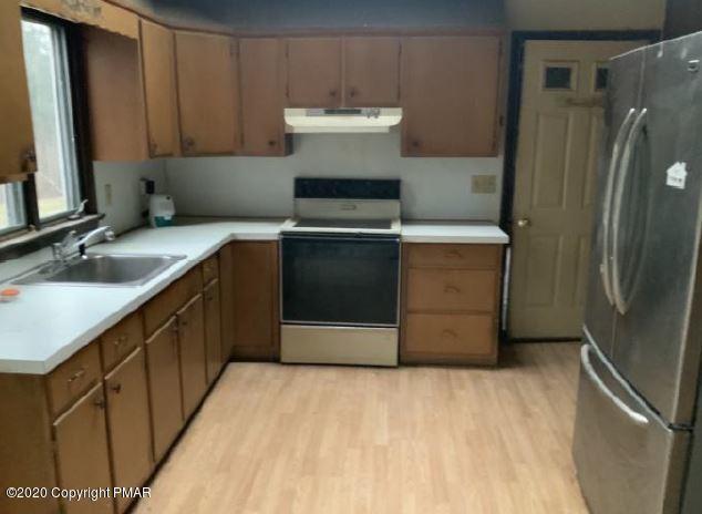 295 Center Road Stroudsburg, PA 18360 - Photo 6 of 15 6