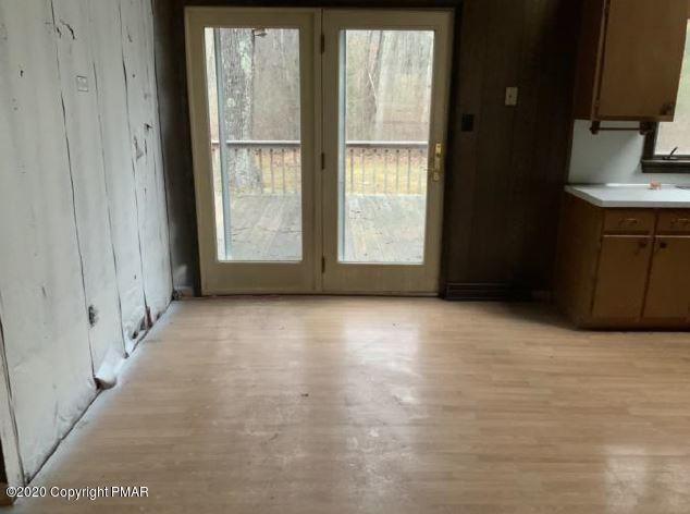 295 Center Road Stroudsburg, PA 18360 - Photo 8 of 15 8