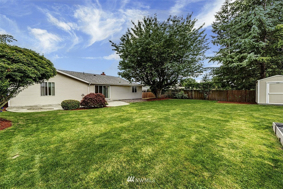 15126 Southeast 114th Street Renton, WA 98059 - Photo 3 of 18 Gallery Image 3