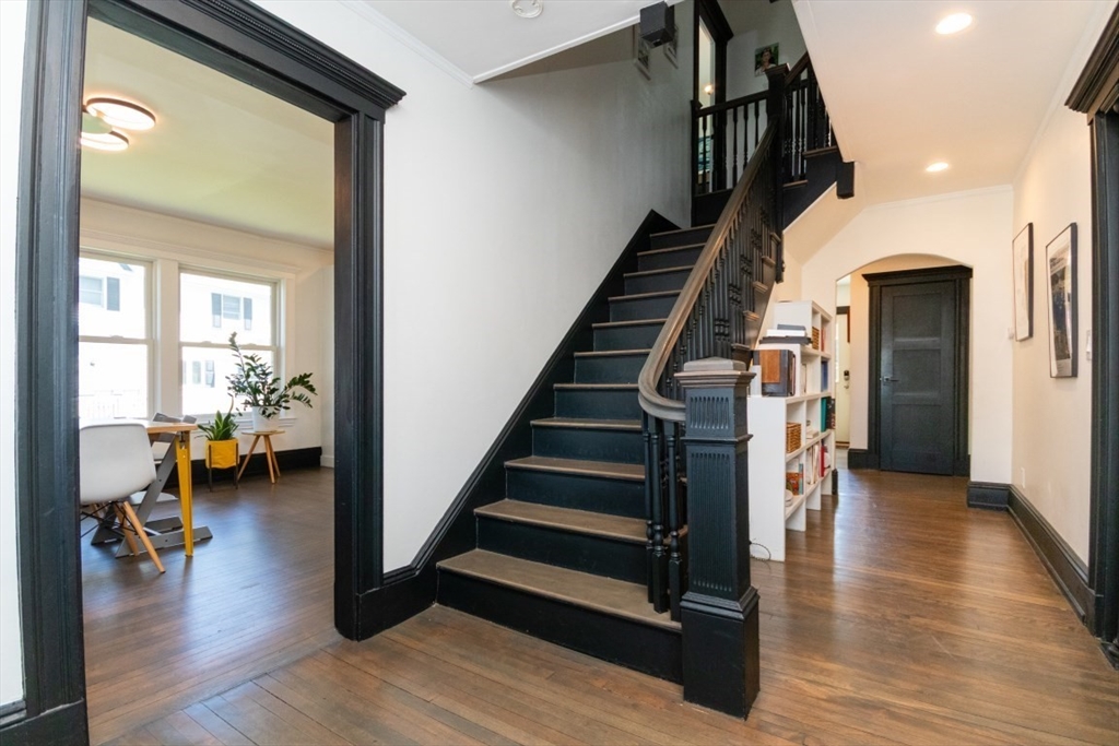 15 Hardy Road Swampscott, MA 01907 - Photo 4 of 41