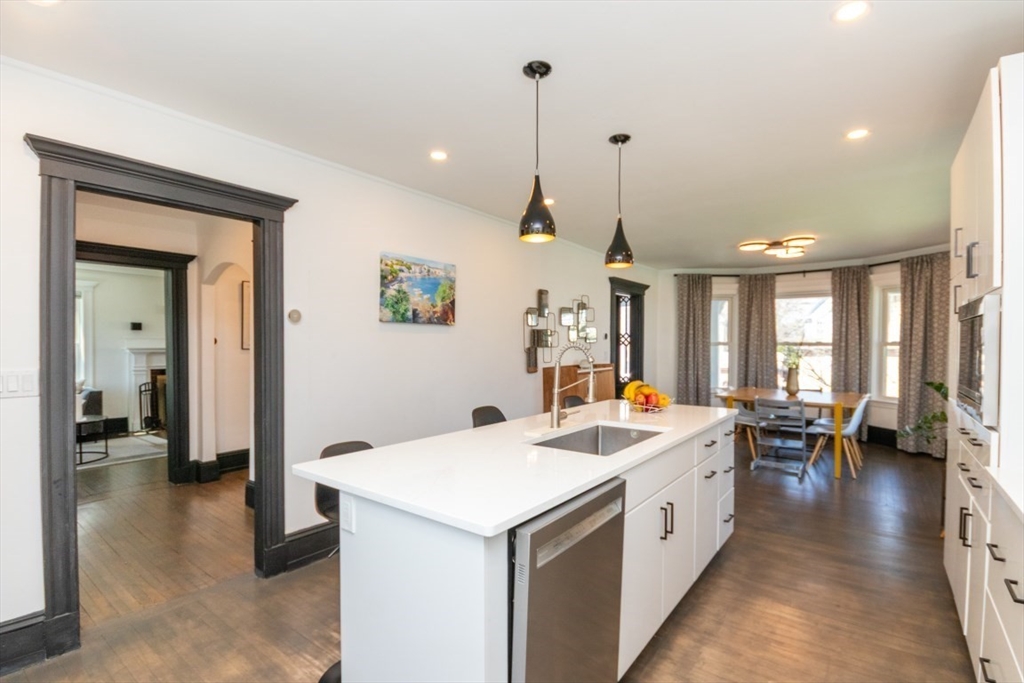 15 Hardy Road Swampscott, MA 01907 - Photo 7 of 41