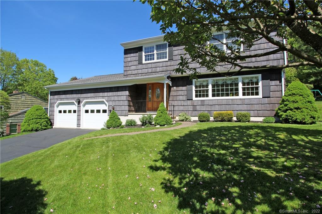 4 Fawn Road Bethel, CT 06801 - Photo 1 of 1 Gallery Image 1