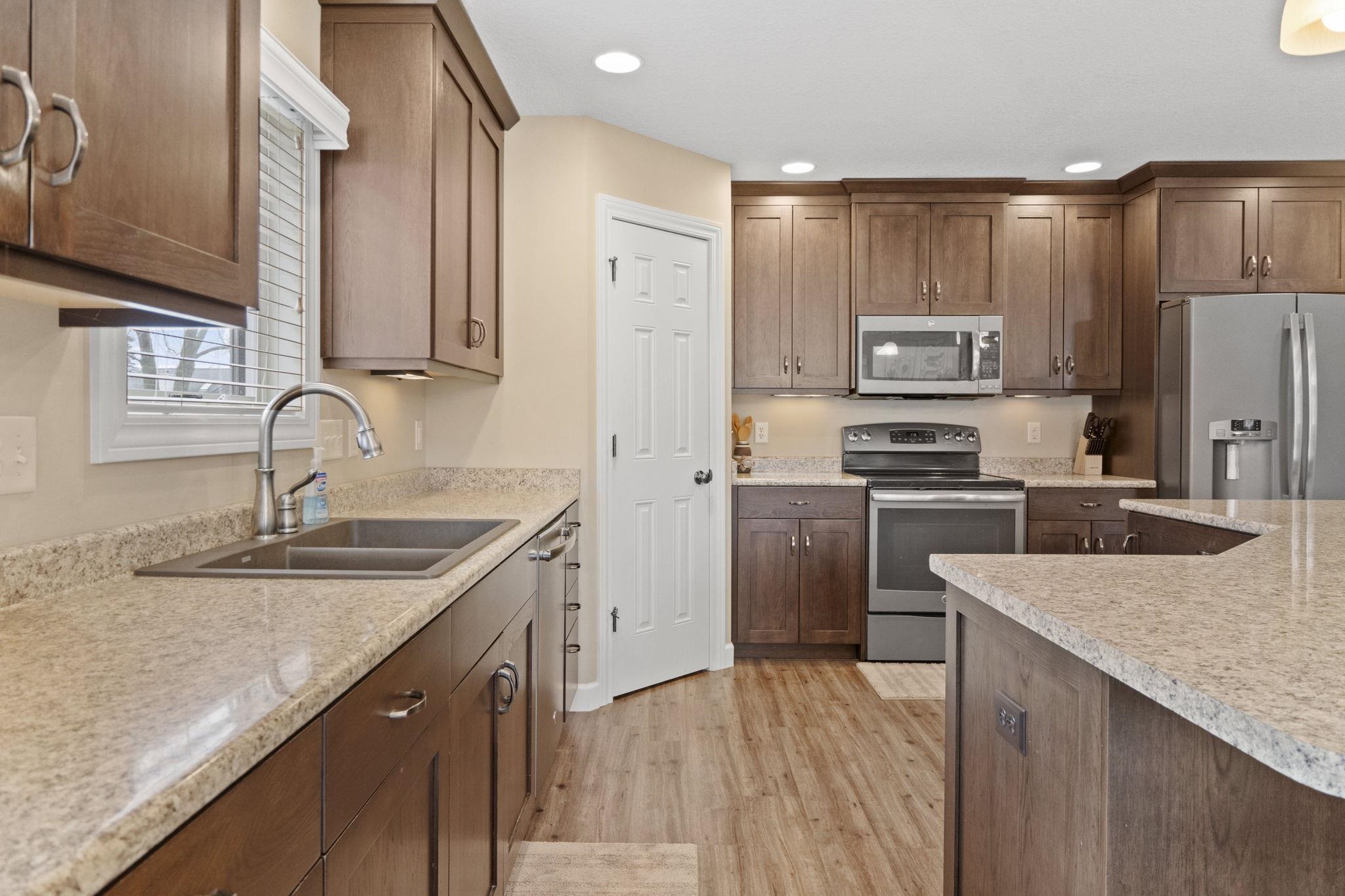 7926 Popp Road Fort Wayne, IN 46845 - Photo 4 of 18