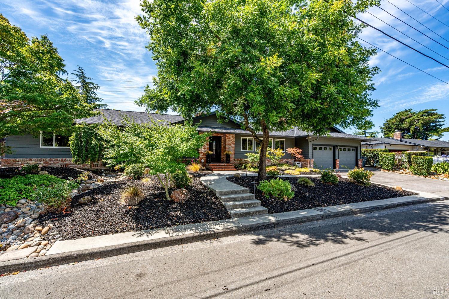 419 Mayfield Drive Santa Rosa, CA 95403 - Photo 15 of 98