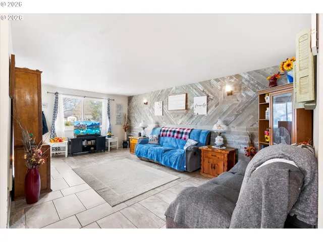 $275,000 | 133 Edith Circle, Eagle Point, OR 97524