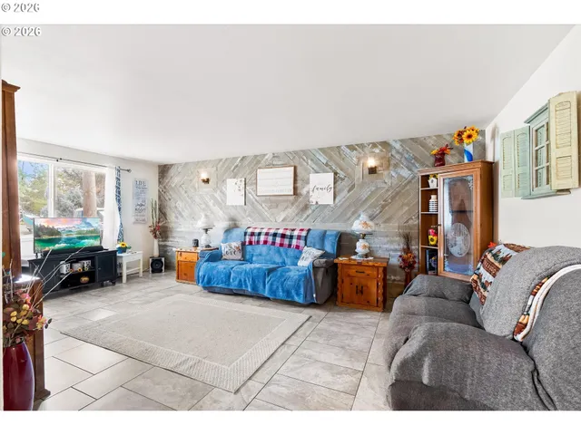 $275,000 | 133 Edith Circle, Eagle Point, OR 97524