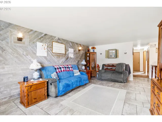 $275,000 | 133 Edith Circle, Eagle Point, OR 97524