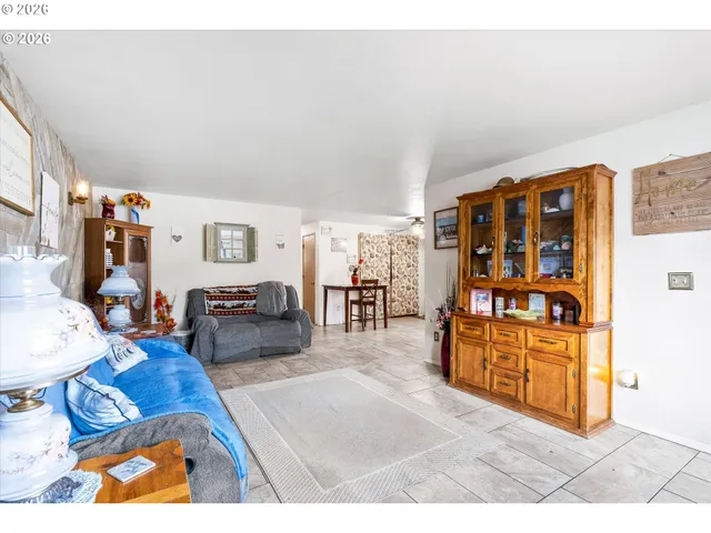 $275,000 | 133 Edith Circle, Eagle Point, OR 97524