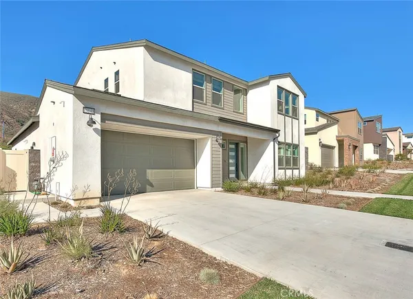 $988,800 | 15842 Butterfly Drive, Fontana, CA 92336