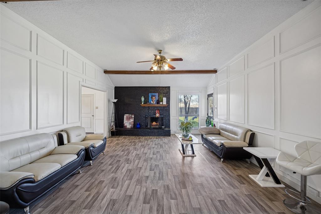 3031 Rambling Drive Dallas, TX 75228 - Photo 4 of 25