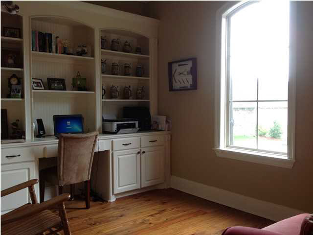 117 Talons Point Madison, MS 39110 - Photo 4 of 25 Your office