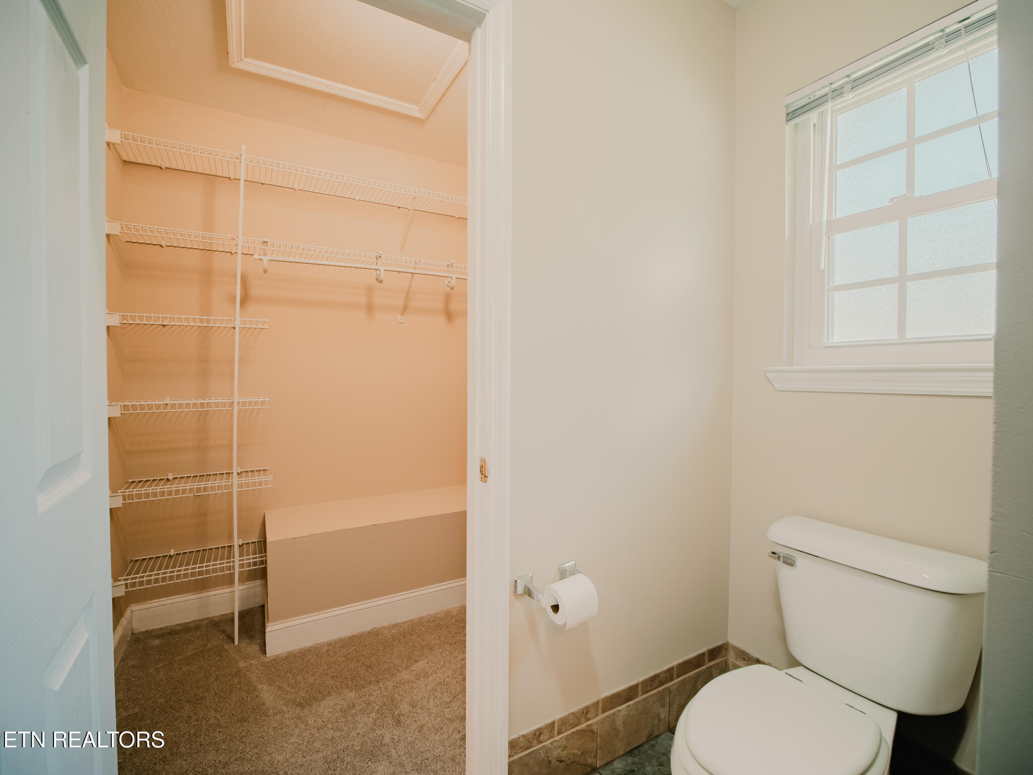 116 Deer Path Trail Vonore, TN 37885 - Photo 27 of 60 Ensuite