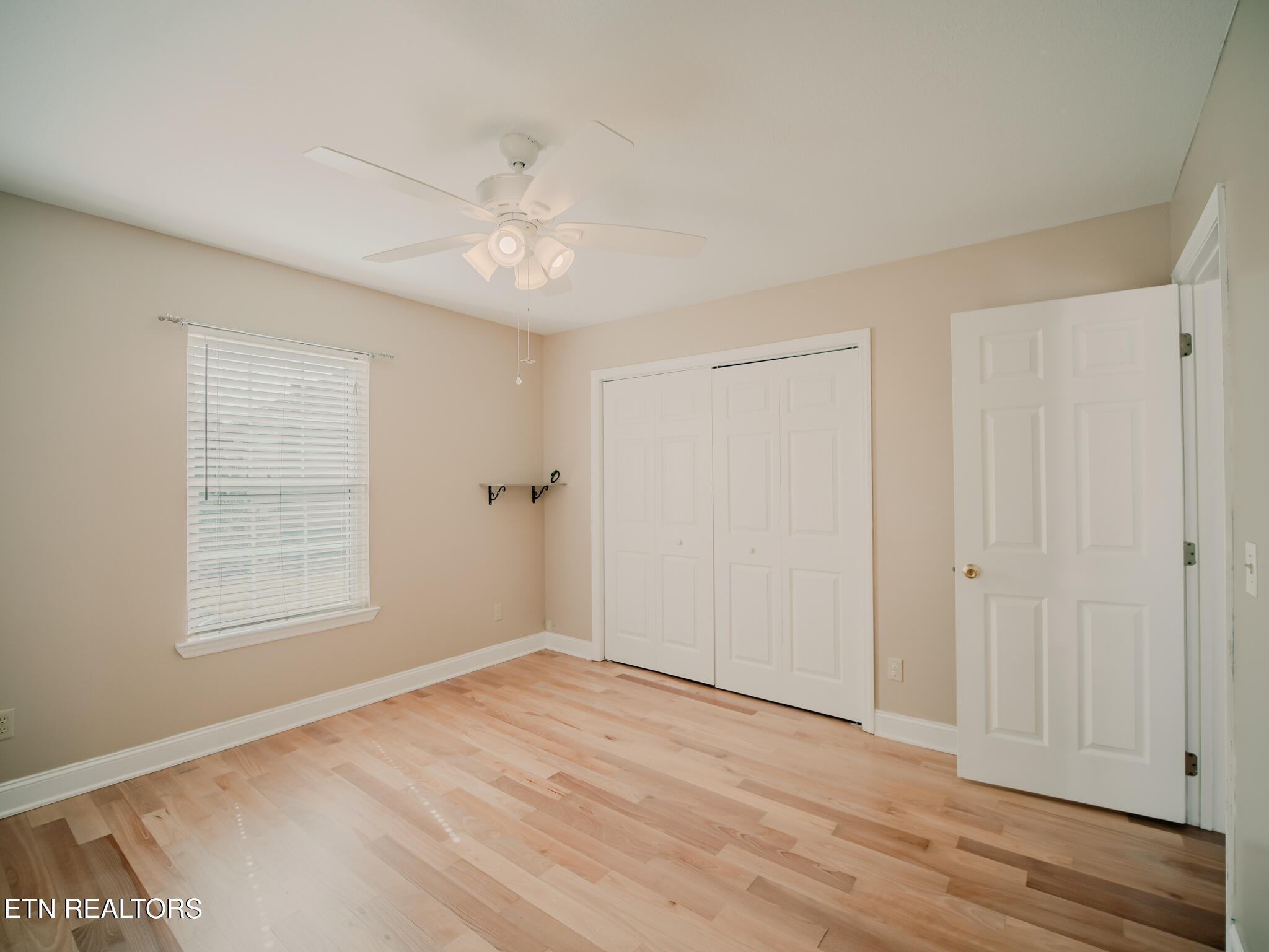 116 Deer Path Trail Vonore, TN 37885 - Photo 29 of 60 Bedroom 2
