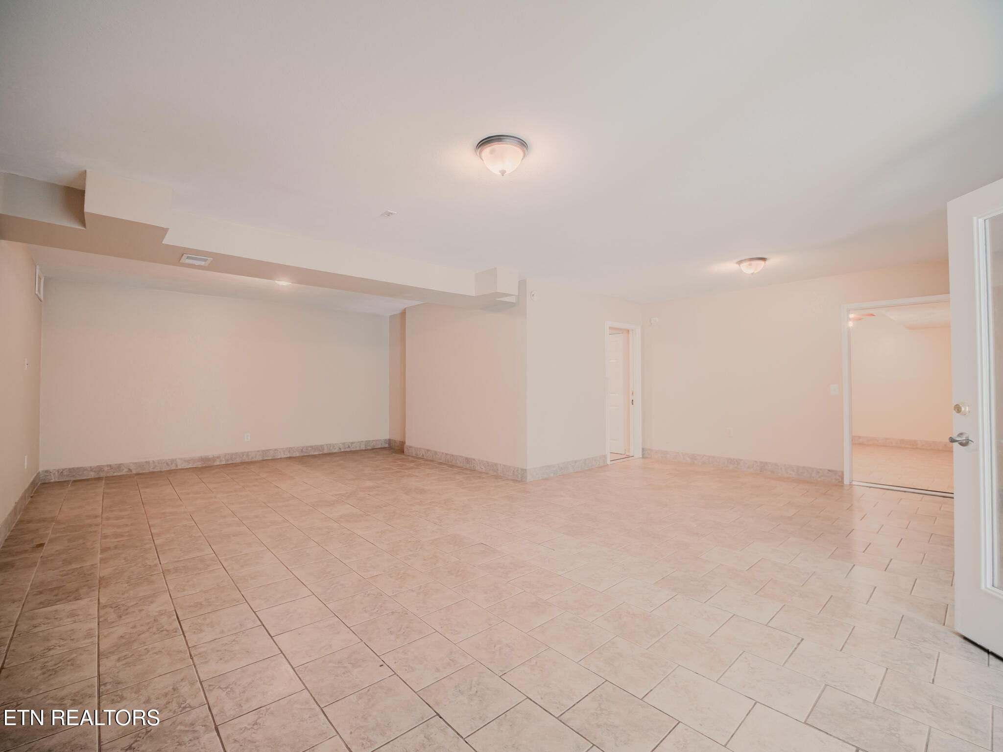 116 Deer Path Trail Vonore, TN 37885 - Photo 41 of 60 Rec Room