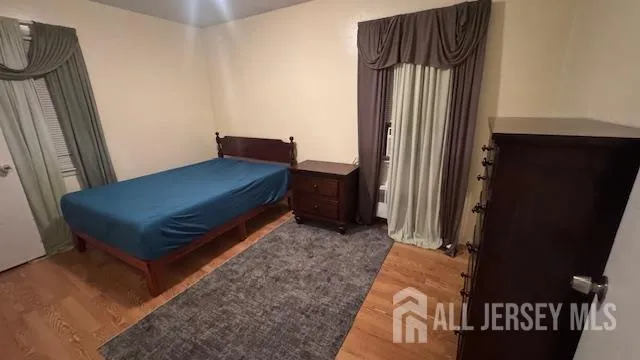 $3,100 | 154 East 12th Street, Linden, NJ 07036